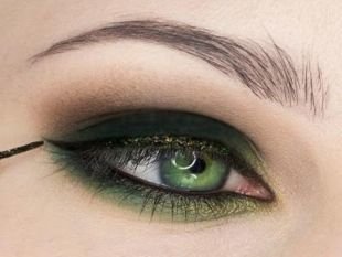 Вечерний макияж для зеленых глаз, макияж для зеленых глаз со стрелками
